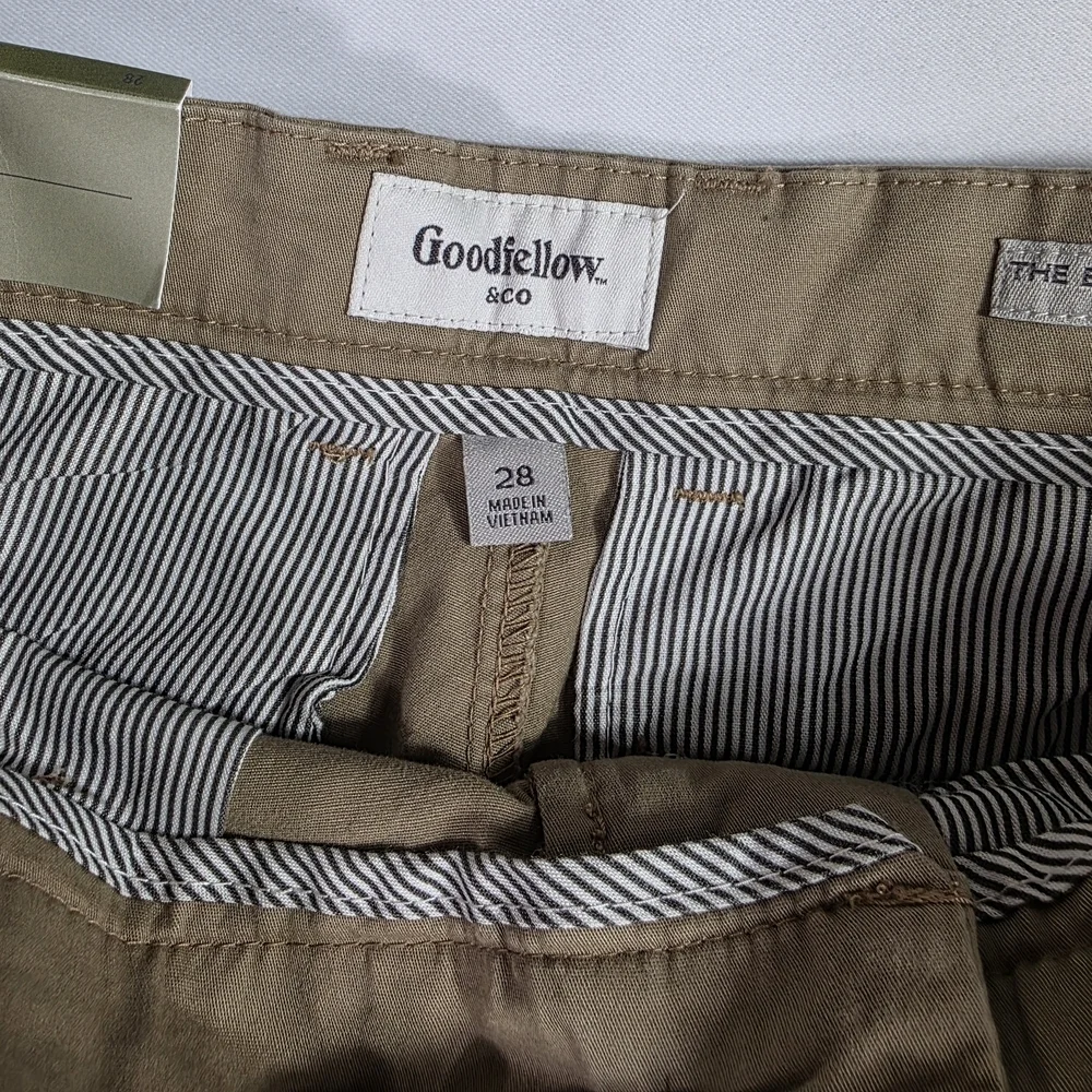 Goodfellow & Co Men’s Khaki Chino Shorts Size 28 NWT
